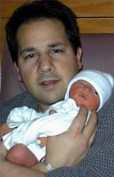 zoe&dad2.jpg (10614 bytes)